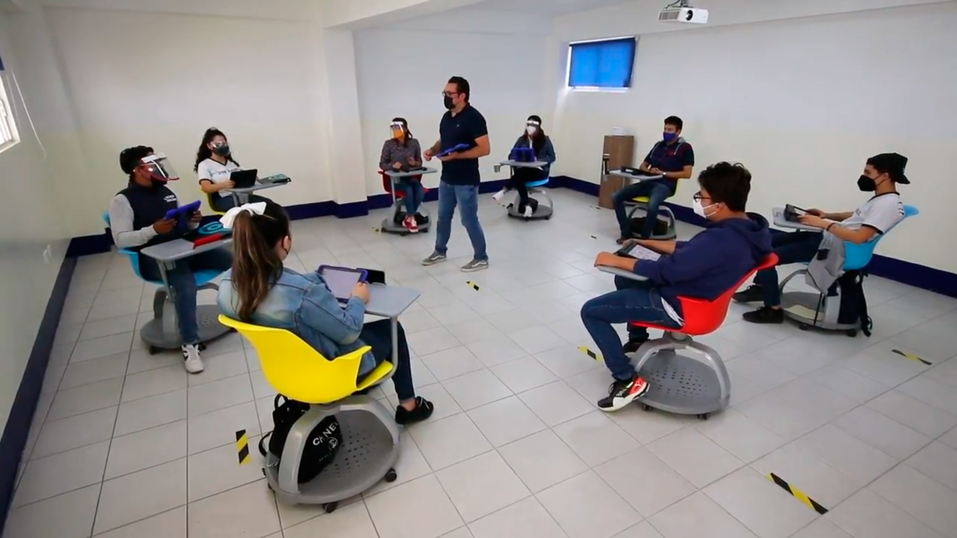Aprendizaje híbrido y virtual Aprendizaje híbrido y virtual