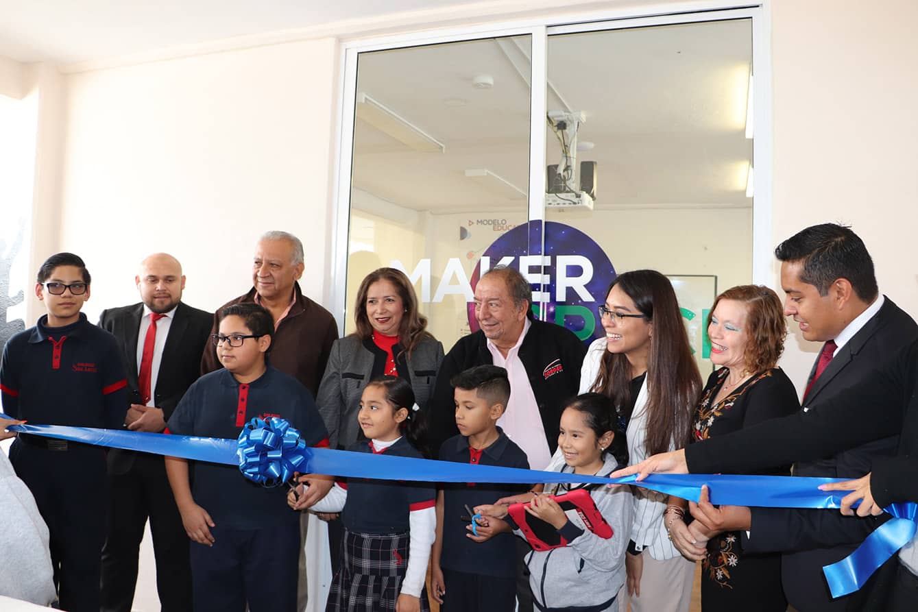 Opening maker space colegio san angel poza rica