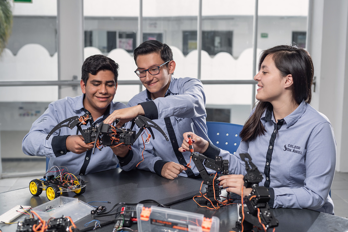 Ecosistema Colegio San Ángel Poza Rica Robótica